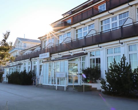 Property building, Winter