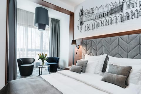 Bed, Photo of the whole room, Decorative detail