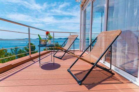 Balcony/Terrace, Balcony/Terrace, sunbed