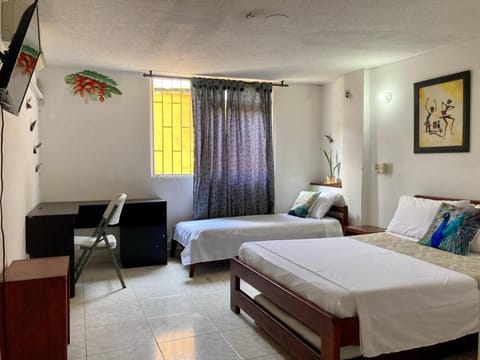Bed, TV and multimedia, Bedroom