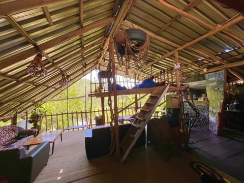 People, Natural landscape, Living room, Food and drinks, Food