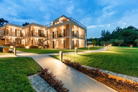 Property building, Garden