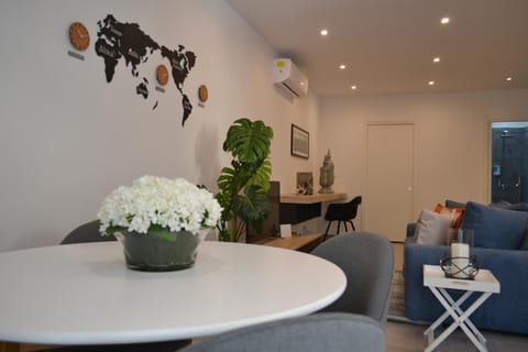 Living room, Seating area, Dining area