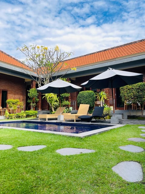 Dicky Guest House 2 Batu Bolong Bed and Breakfast in North Kuta