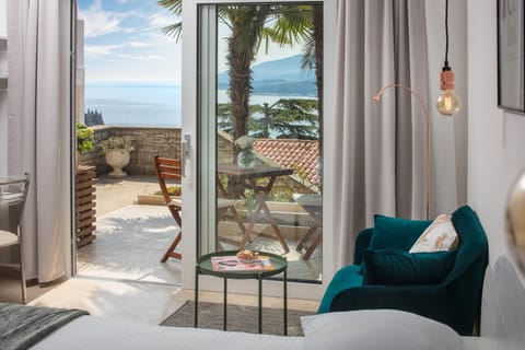 Day, Garden, Balcony/Terrace, Living room, On site, Sea view