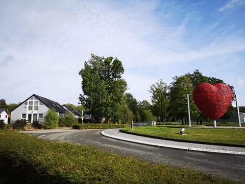 Bungalow du Lac House in Wallonia, Belgium