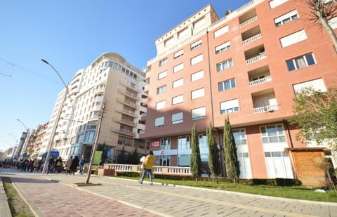 Property building, Facade/entrance