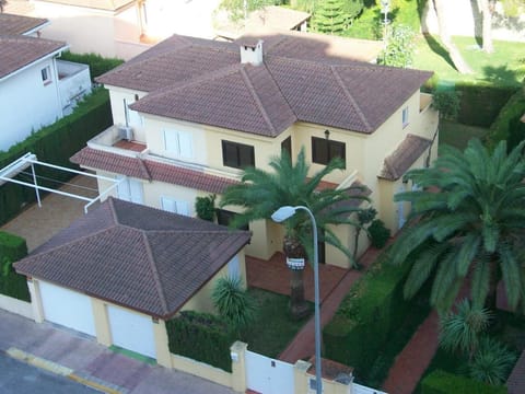 Property building, Bird's eye view