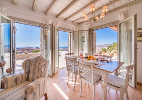 Balcony/Terrace, Living room, Dining area, Sea view
