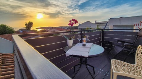 View (from property/room), Balcony/Terrace, Balcony/Terrace, Sunset