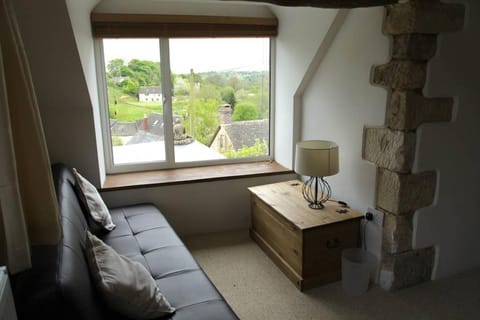 Hope Cottage House in Stroud District