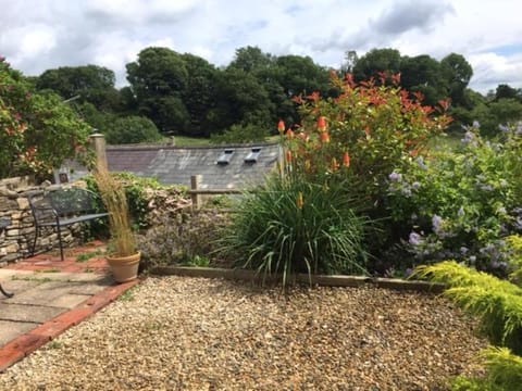 Hope Cottage House in Stroud District