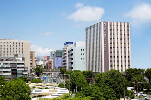 Property building, Day