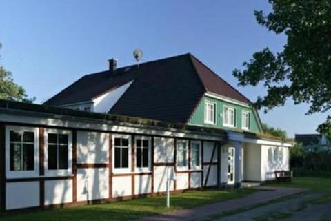 Gaestehaus _ Strandhalle Vacation rental in Mecklenburg-Vorpommern, Germany