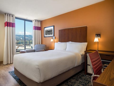 Four Points by Sheraton - San Francisco Bay Bridge Hotel in Emeryville