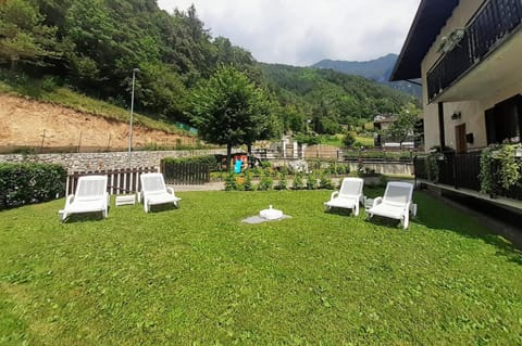 Children play ground, Garden