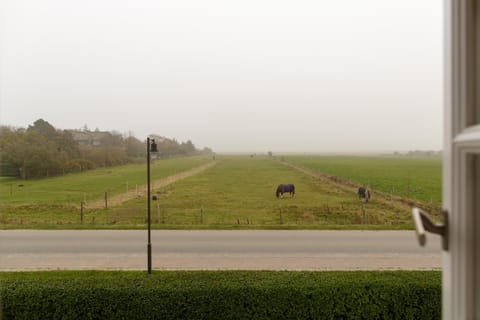 Appartementhaus Lüüvhoog Apartment hotel in Westerland
