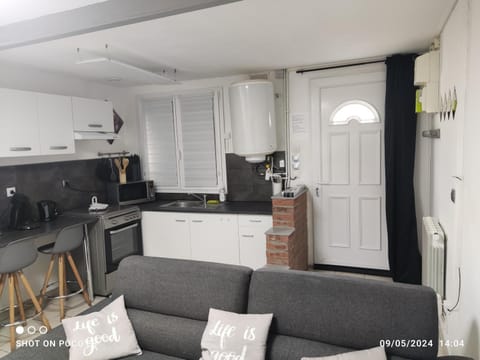 Maison climatisée, Wi-Fi, bureau Gare & Thermes House in Hauts-de-France