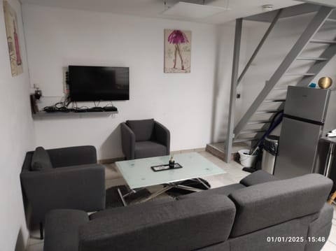 Maison climatisée, Wi-Fi, bureau Gare & Thermes House in Hauts-de-France