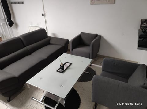 Maison climatisée, Wi-Fi, bureau Gare & Thermes House in Hauts-de-France