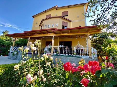 Joan Guesthouse Bed and Breakfast in North Macedonia