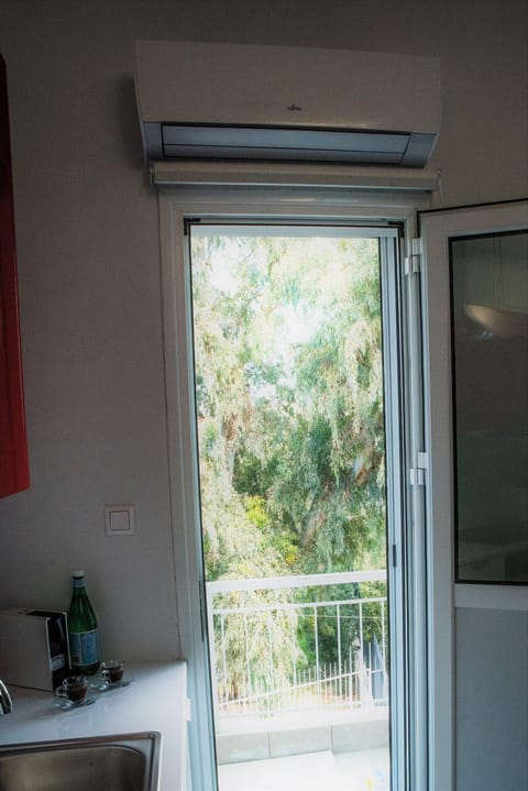 AT.thea ATHENS BOUTIQUE APARTMENTS Apartment in Kallithea