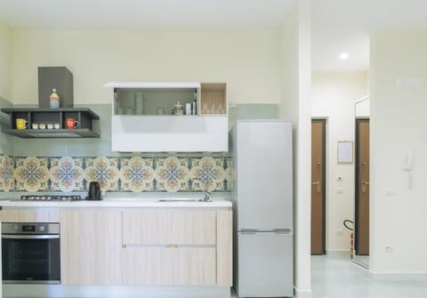 SorrentoVibes - Modern Apartment with Terrace, Swimming Pool&Tennis Apartment in Priora