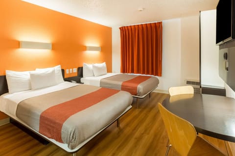 Photo of the whole room, On site