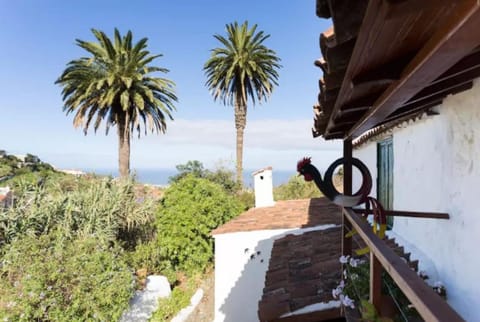 View (from property/room), Balcony/Terrace, Garden view
