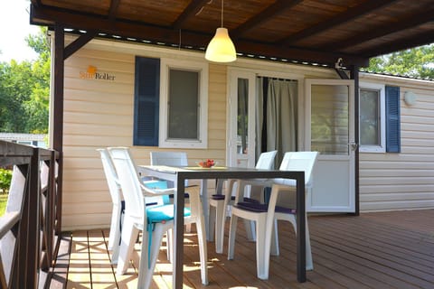 West Coast Mobilhome with XXL Terrace in Naturist Resort Solaris FKK Campground/ 
RV Resort in Istria County