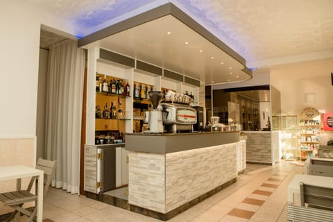 Lounge or bar