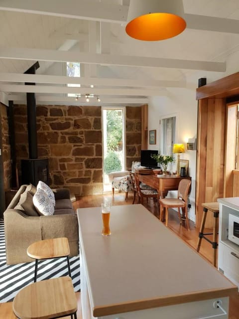 Rosendale Stables Apartment in Tasmania