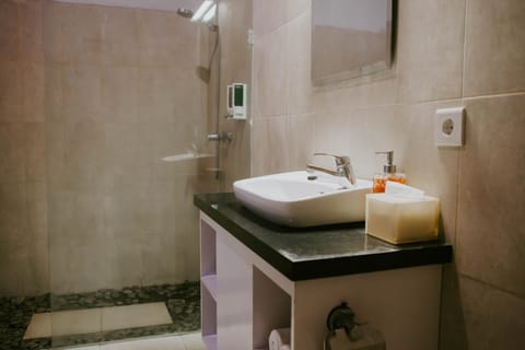 Sawit Garden Cottages Campground/ 
RV Resort in Nusapenida