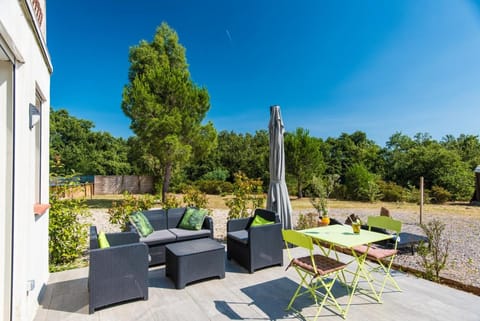 Balcony/Terrace, Garden view