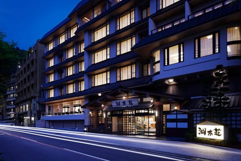 Property building, Facade/entrance, Night
