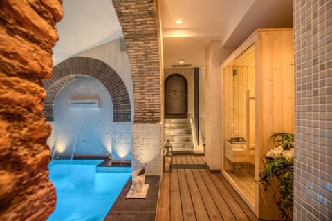 Spa and wellness centre/facilities, Swimming pool