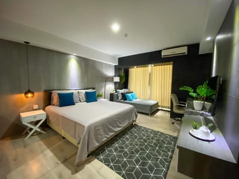 Photo of the whole room, Bedroom