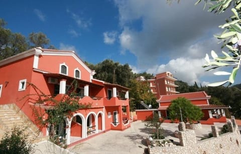 Property building, Day