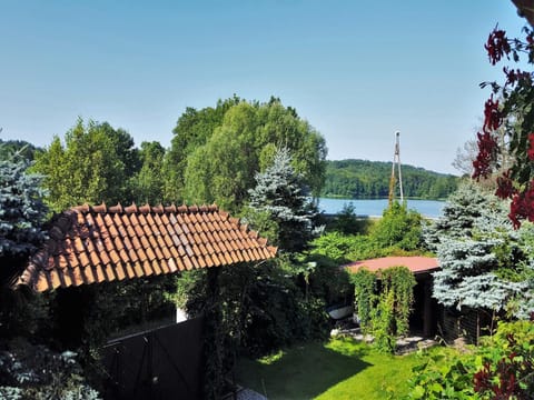 Nearby landmark, Spring, Day, Natural landscape, Garden, Garden view, Lake view, River view