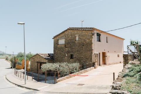 Property building, Street view