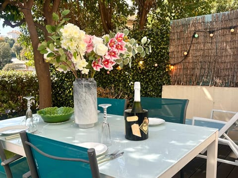 Patio, Garden, Garden view