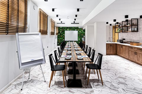 Meeting/conference room