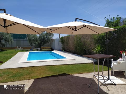 Pool view, Swimming pool