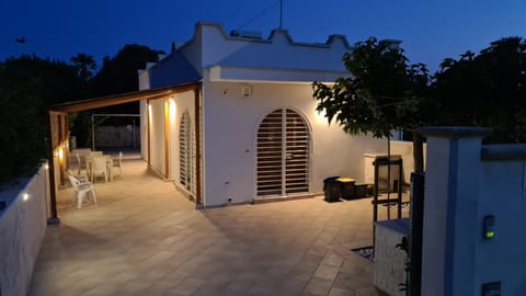 Property building, Inner courtyard view