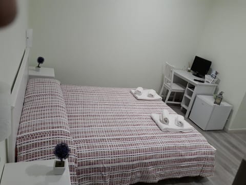 CASA LIBERTY Bed and Breakfast in Mandello del Lario