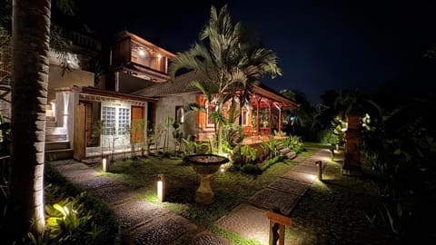 Villa Karma Loka Bed and Breakfast in Sidemen