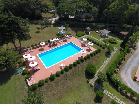 Residence La Casaccia Country House in San Vincenzo