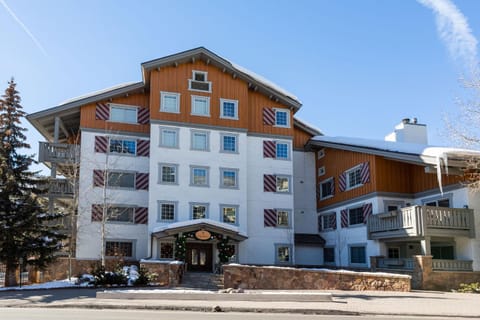 9 Vail Road Vail Village 2 to 4 Bedrooms by Vail Realty Apartment in Vail