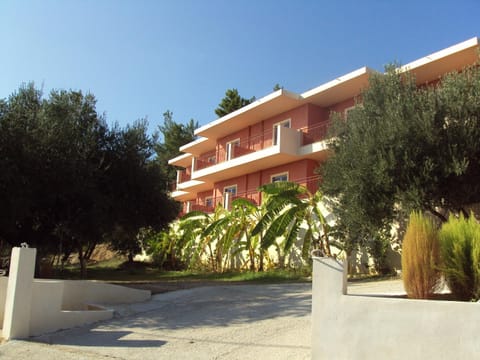 Property building, Day