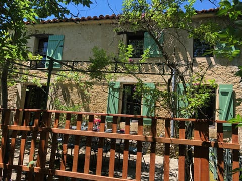 Property building, Balcony/Terrace